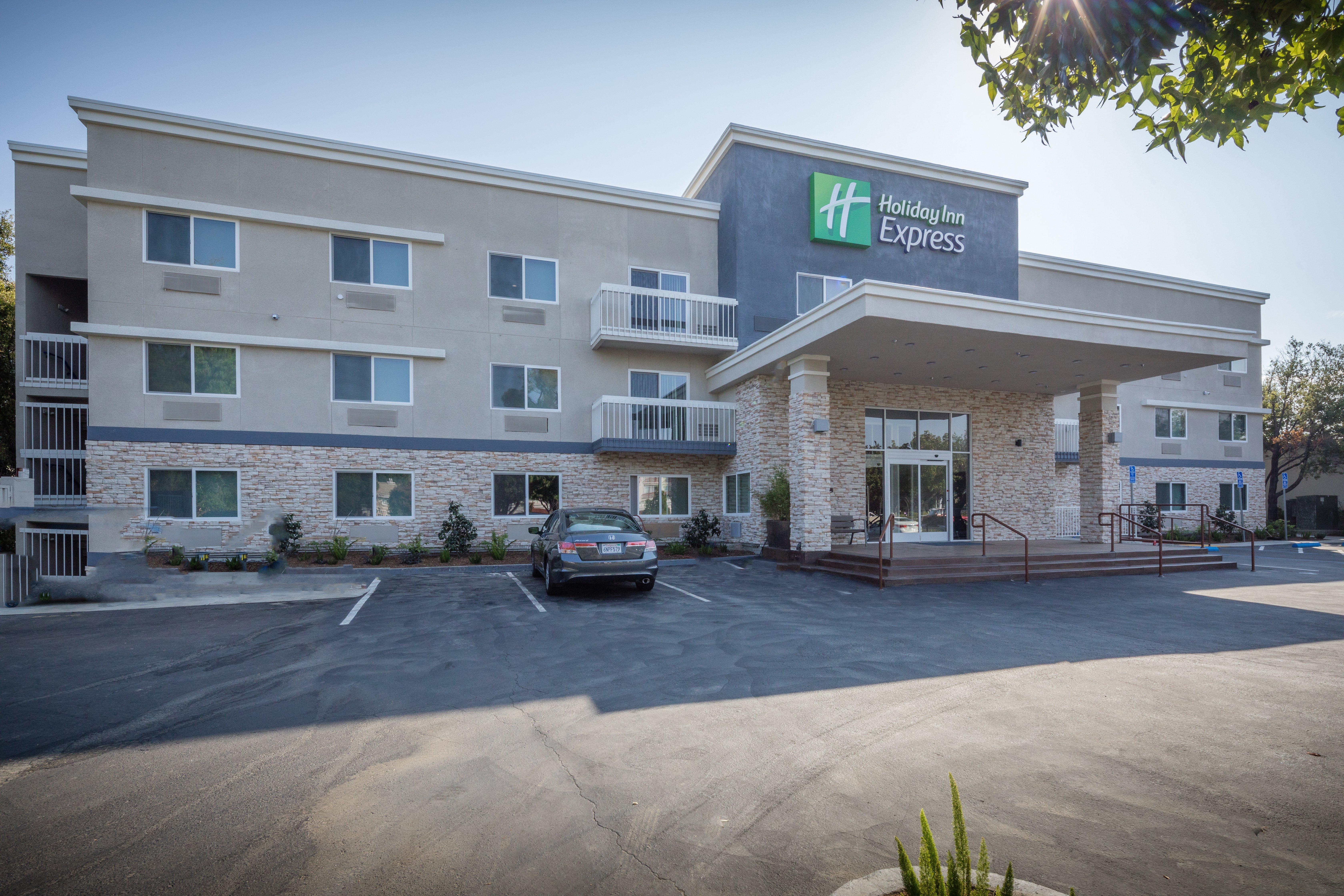 Holiday Inn Express - Sunnyvale - Silicon Valley, An Ihg Hotel Exterior photo